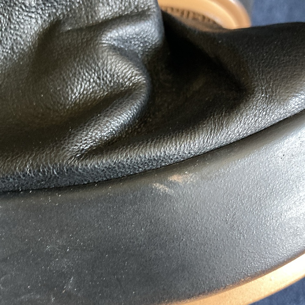NWOT A. Giannetti made in Italy black leather upper wedge sandals - Picture 11 of 12